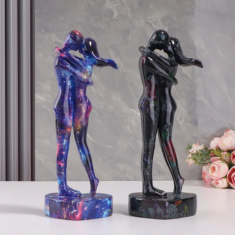 Hugging Couple Kiss Sculpture Home Decor Modern Romantic Love Statue Figures Figurine Interior Room Decoration Valentines Gift