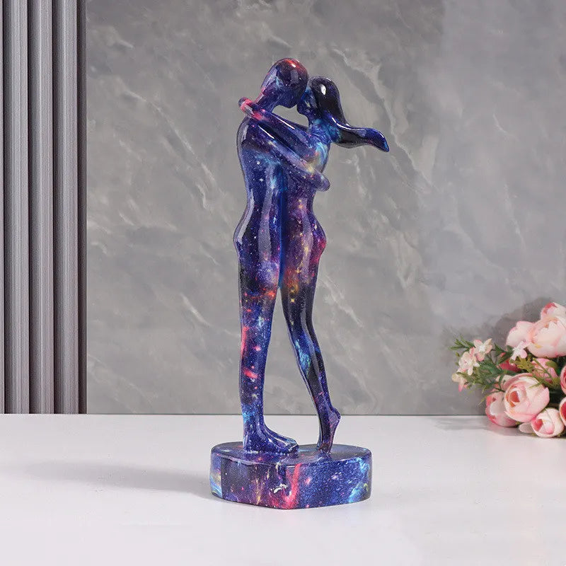 Hugging Couple Kiss Sculpture Home Decor Modern Romantic Love Statue Figures Figurine Interior Room Decoration Valentines Gift